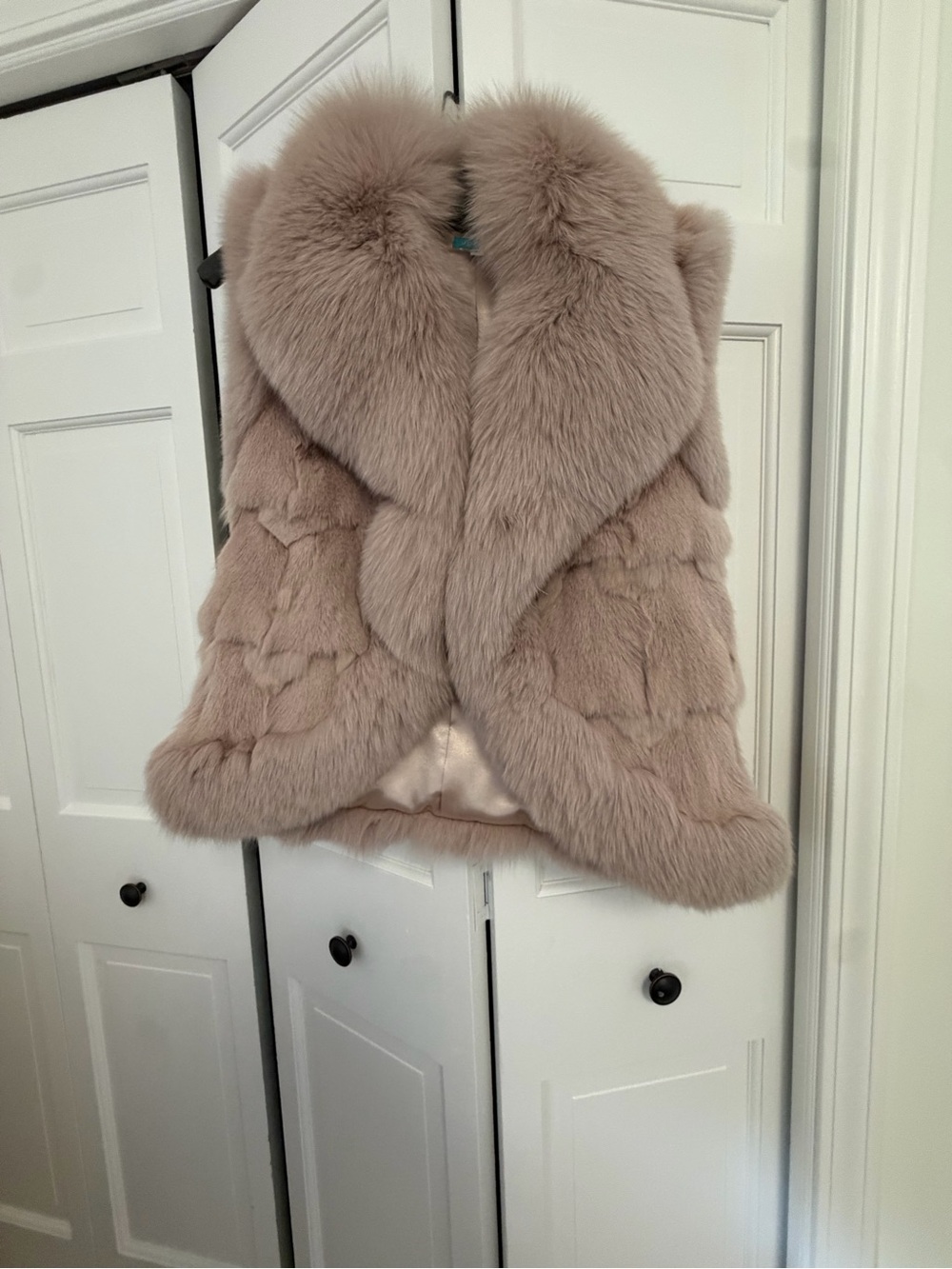 Jocelyn Blush Genuine Fur Vest with Oversized Collar